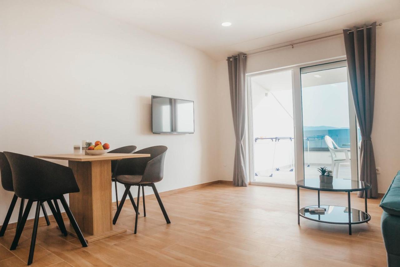 Apartments Nina Brist Εξωτερικό φωτογραφία