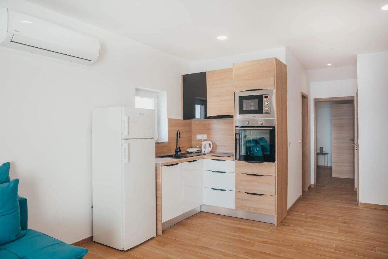 Apartments Nina Brist Εξωτερικό φωτογραφία