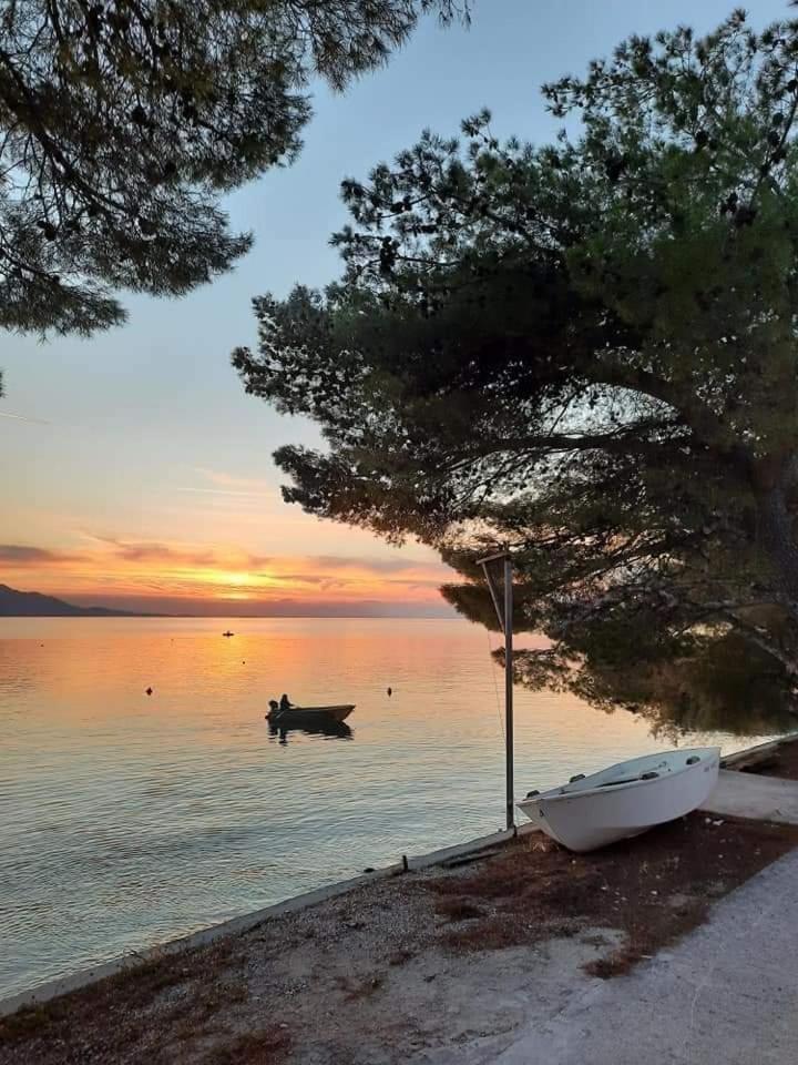 Apartments Nina Brist Εξωτερικό φωτογραφία