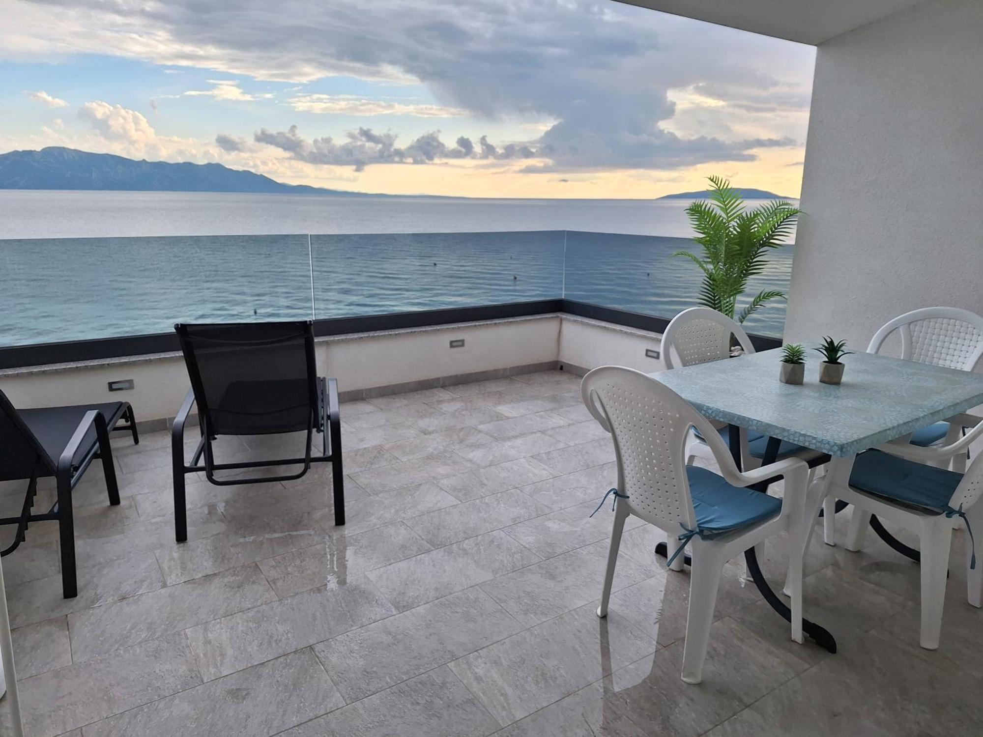 Apartments Nina Brist Εξωτερικό φωτογραφία
