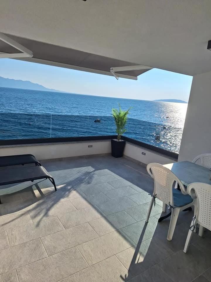 Apartments Nina Brist Εξωτερικό φωτογραφία